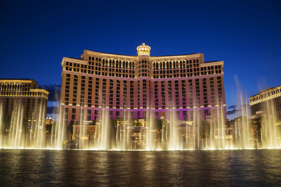 fountains of bellagio at sunset